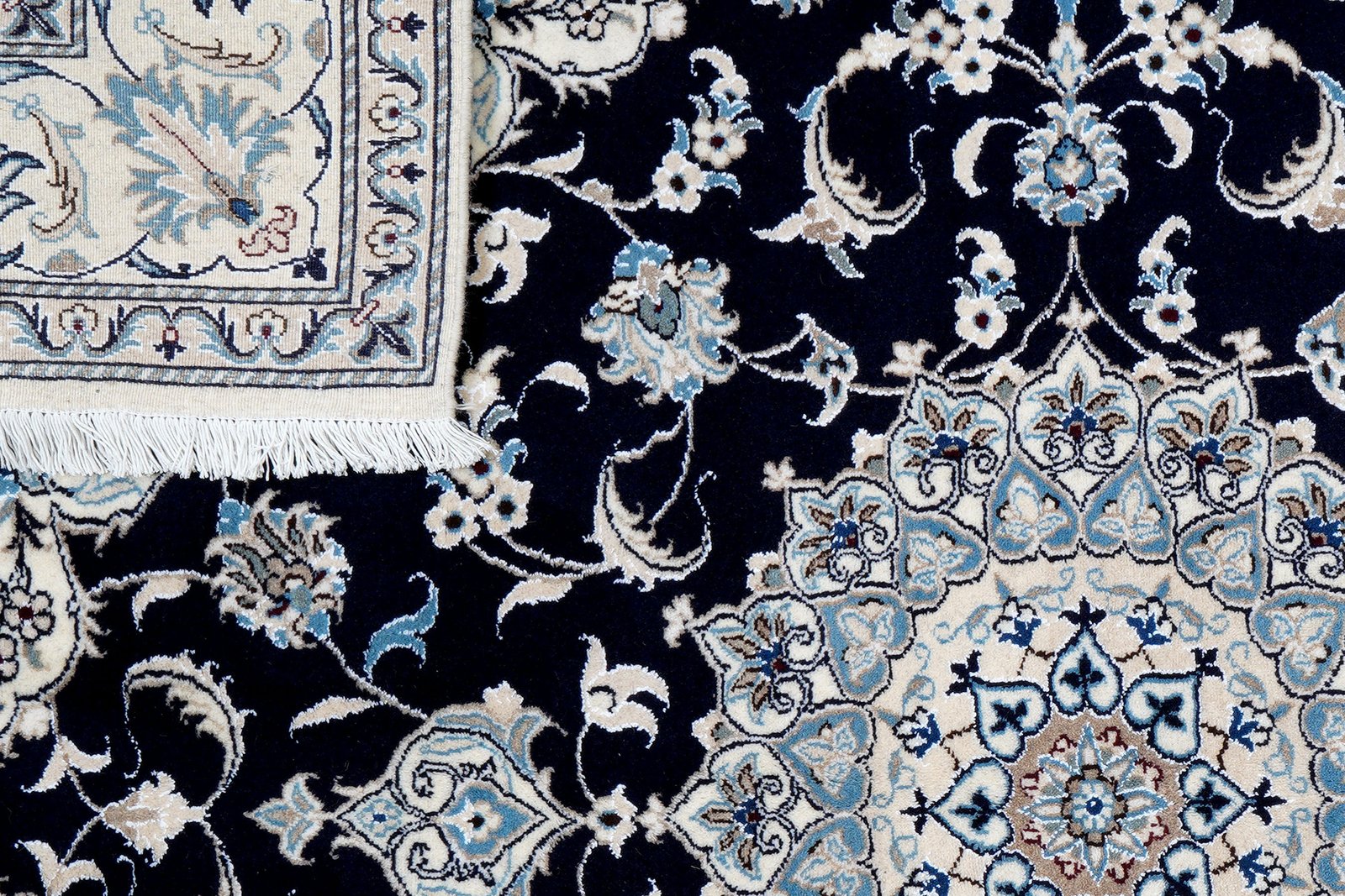 Nain 12La — Hand-knotted, 196x240 cm, Blue, 100% Virgin Wool | View 7