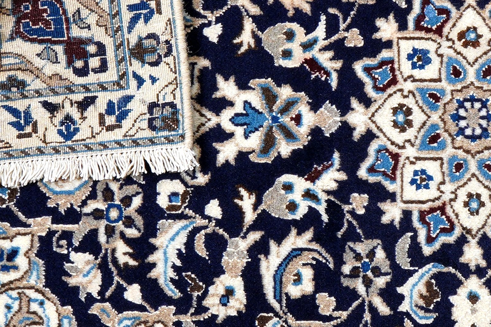 Nain 12La — Hand-knotted, 67x136 cm, Blue, 100% Virgin Wool | View 7