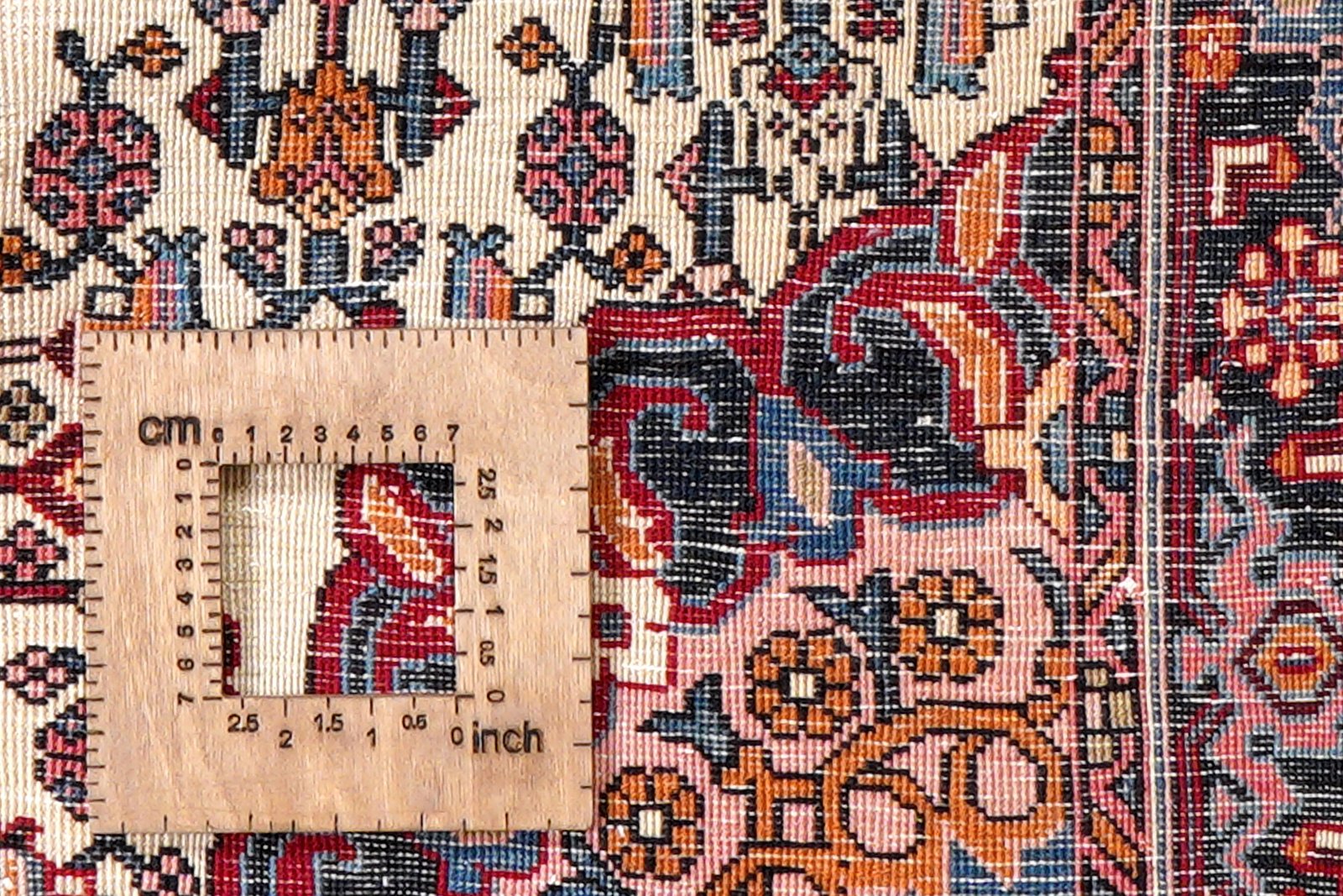 Bidjar Zandjan — Hand-knotted, 106x158 cm, Beige, 100% Virgin Wool | View 8