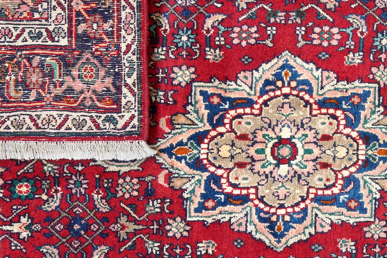 Bidjar Zandjan — Hand-knotted, 100x144 cm, Red, 100% Virgin Wool | View 7