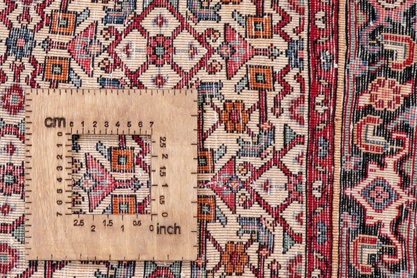 Bidjar Zandjan — Hand-knotted, 100x150 cm, Beige, 100% Virgin Wool | View 8