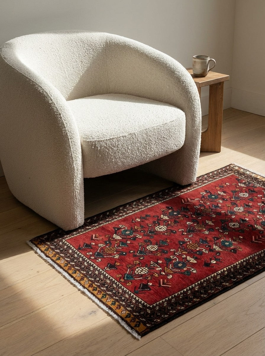 Nasrabad — Hand-knotted, 96x120 cm, Red, 100% Virgin Wool | Detail view