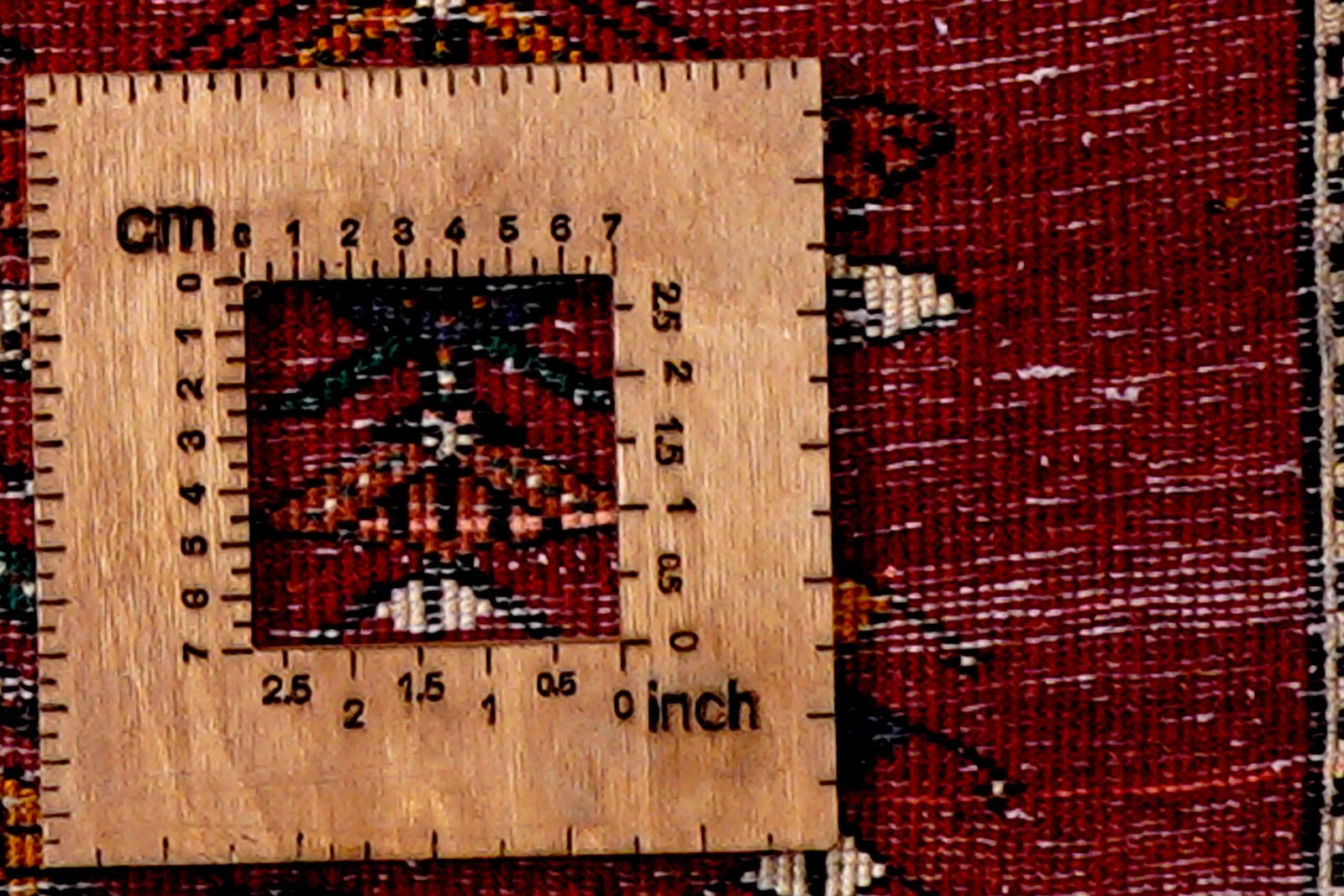 Nasrabad — Hand-knotted, 96x120 cm, Red, 100% Virgin Wool | View 8