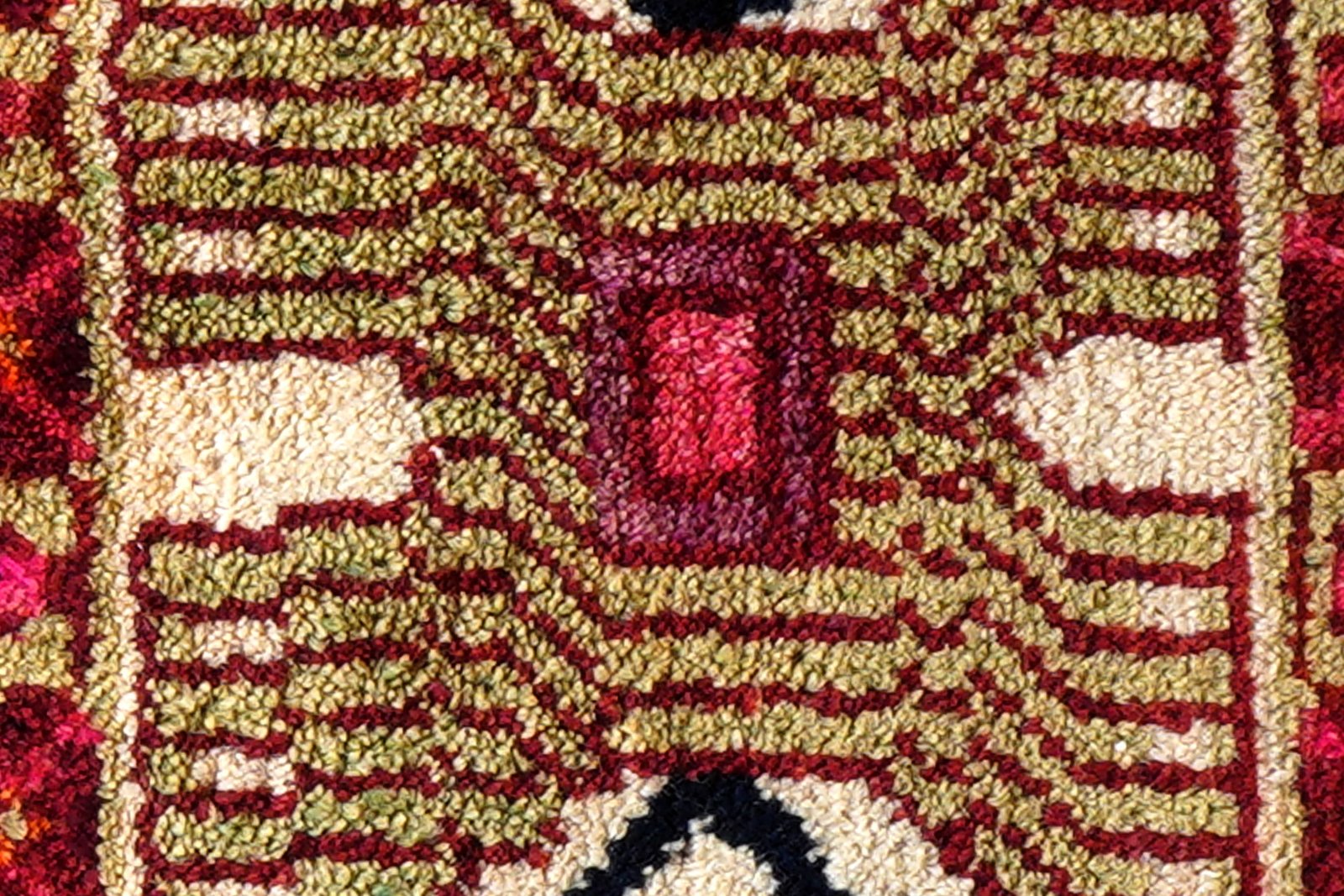 Afshar — Hand-knotted, 37x25 cm, Beige, 100% Virgin Wool | View 6