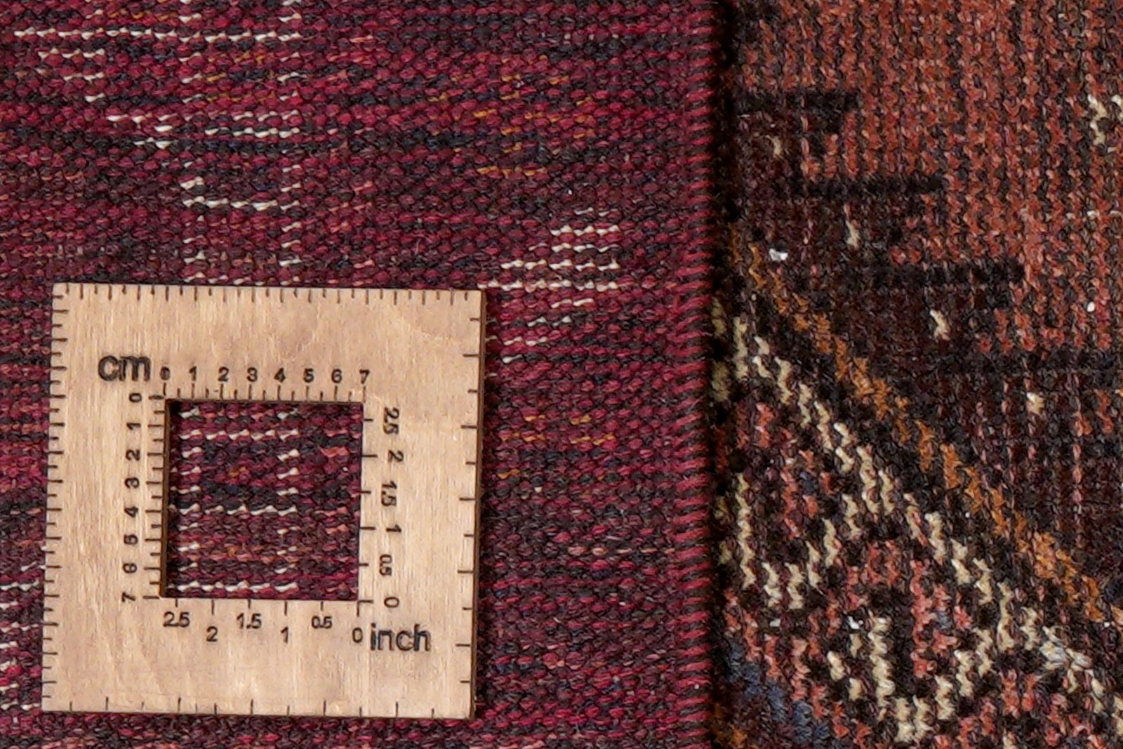 Heritage — Hand-knotted, 154x223 cm, Red, 100% Virgin Wool | View 8