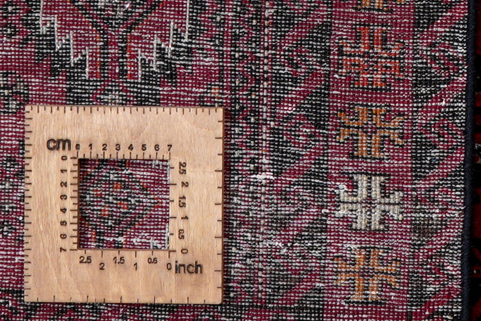 Heritage — Hand-knotted, 101x197 cm, Red, 100% Virgin Wool | View 8