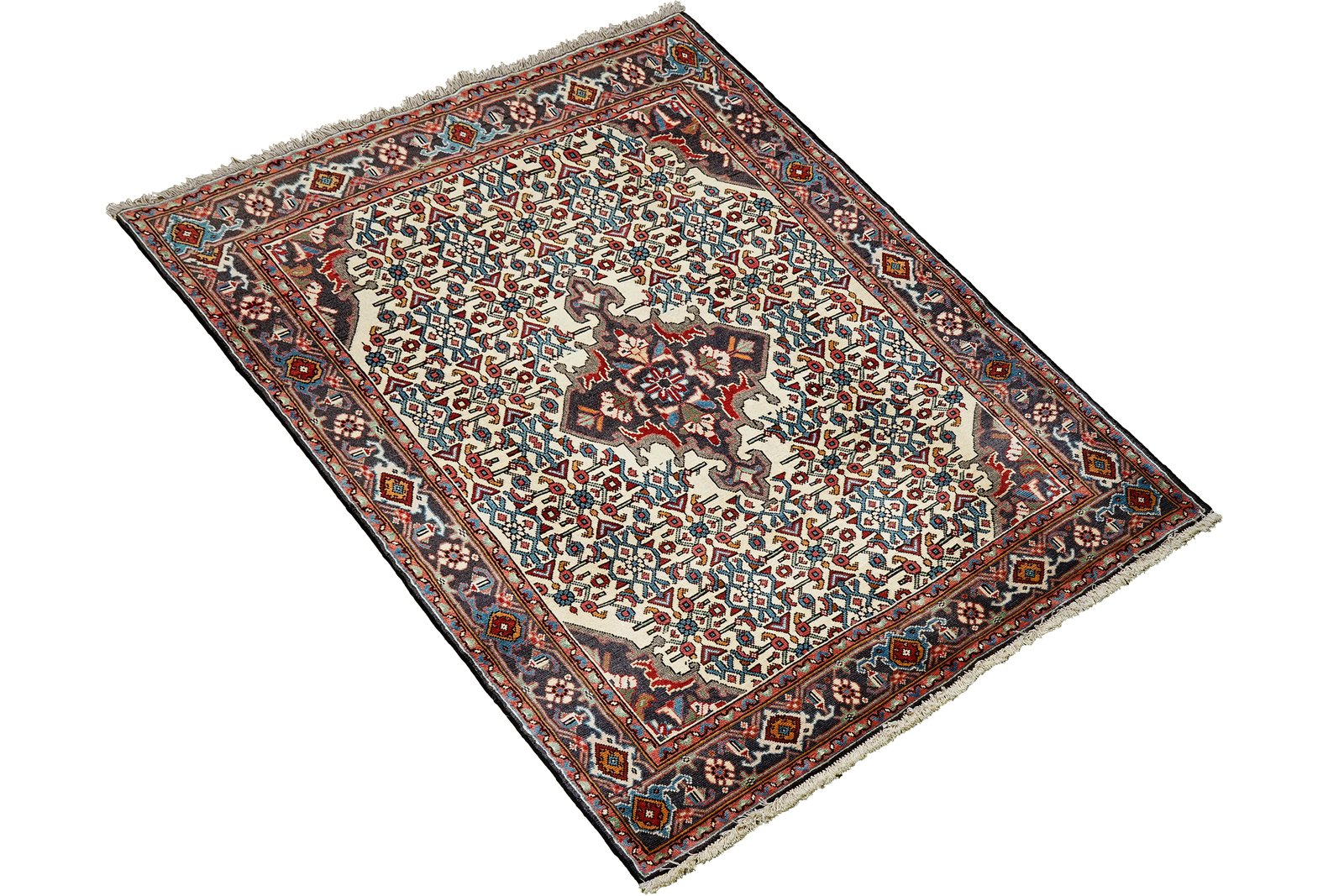 Heritage — Hand-knotted, 101x149 cm, Beige, 100% Virgin Wool | View 4