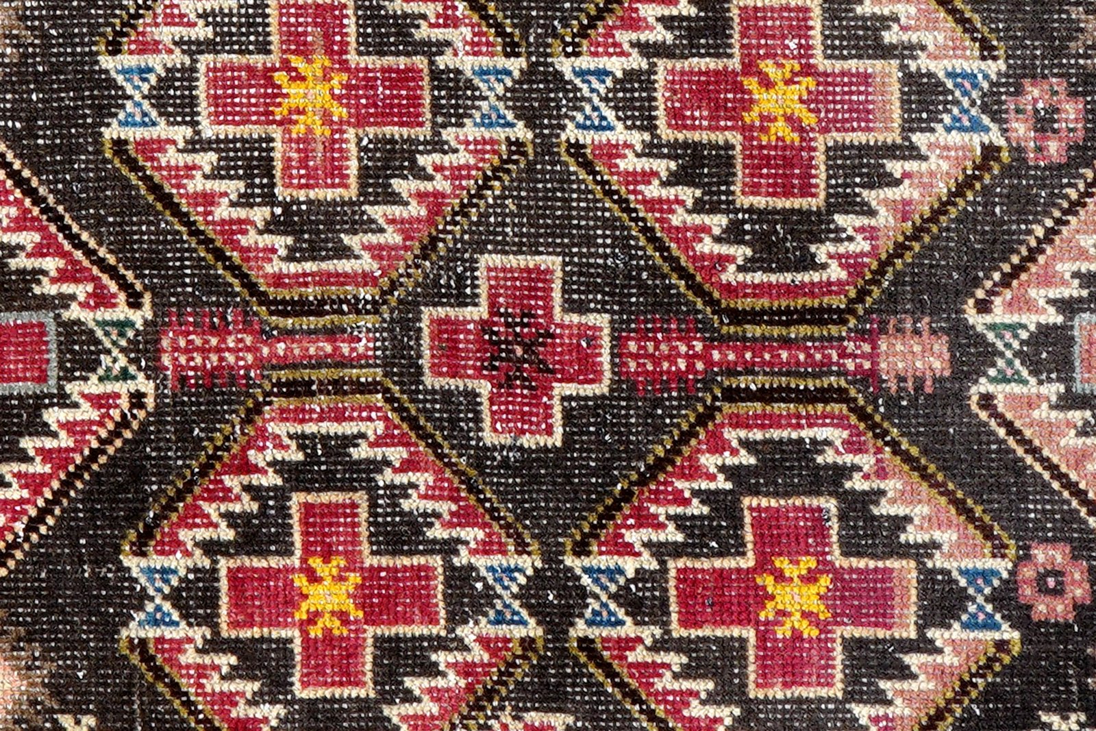 Heritage — Hand-knotted, 104x158 cm, Beige, 100% Virgin Wool | View 6