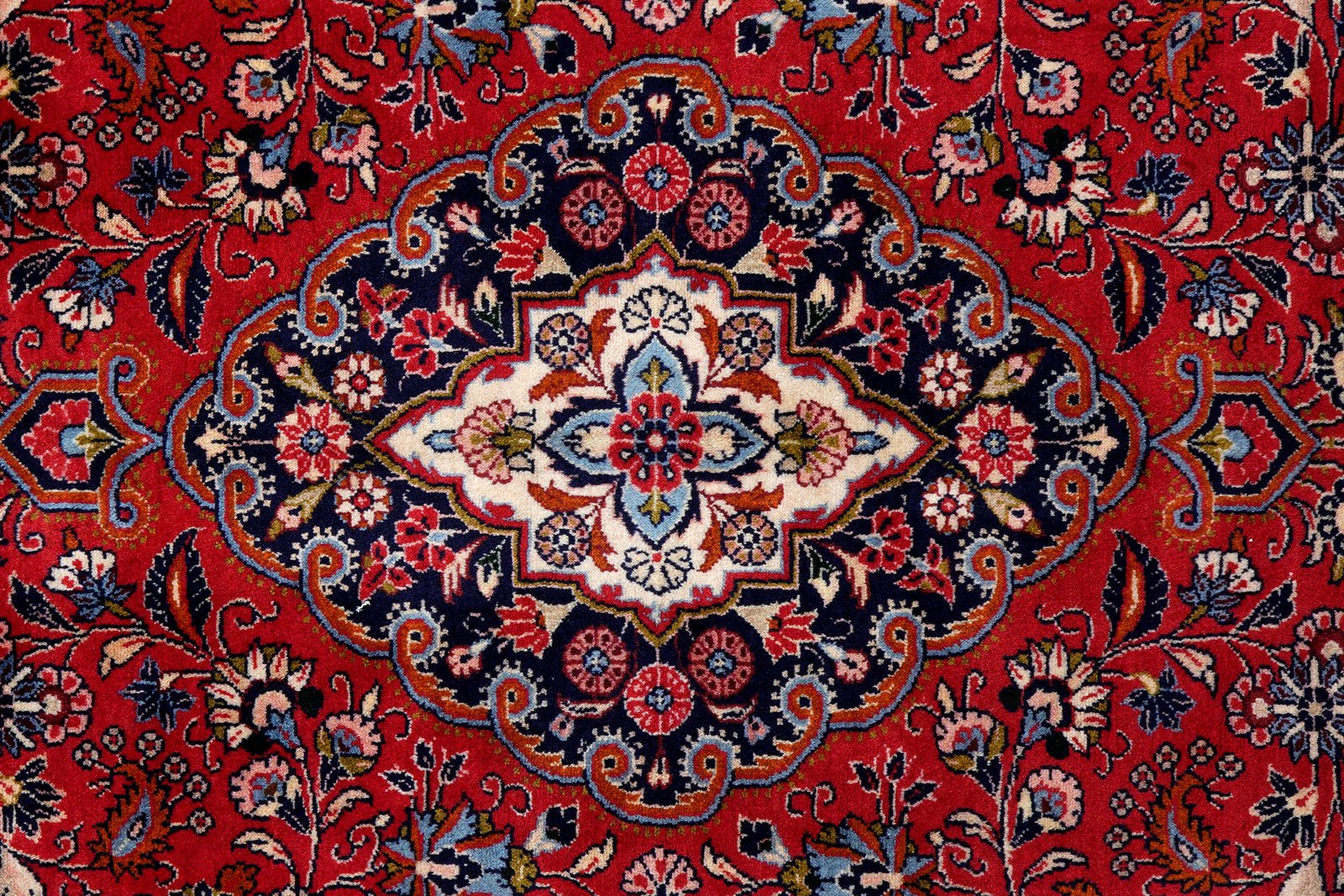 Mehreban — Hand-knotted, 208x310 cm, Red, 100% Virgin Wool | View 6