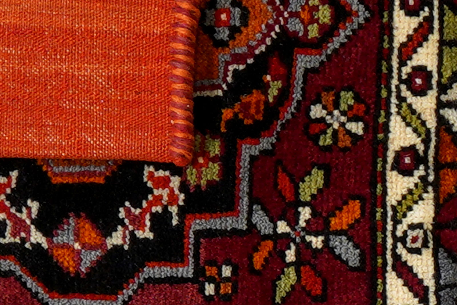 Khorjin — Handgefertigt, 128x53 cm, Beige, 100% Virgin Wool | View 7