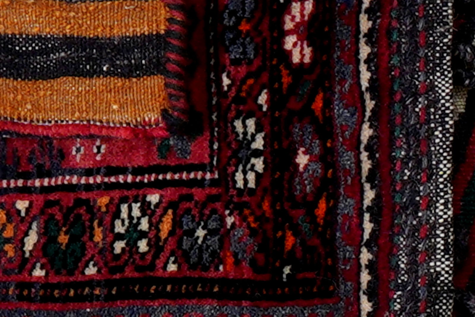 Khorjin — Handgefertigt, 74x40 cm, Rot, 100% Virgin Wool | View 7