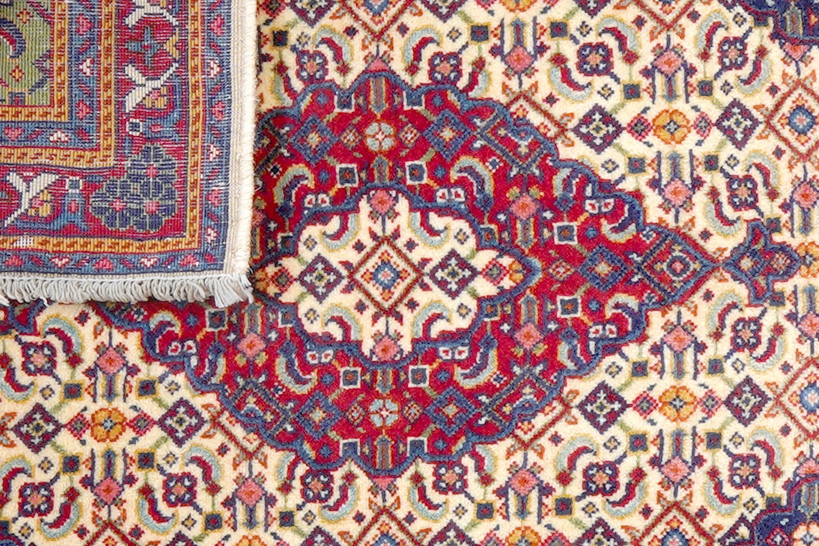 Sarough — Hand-knotted, 64x76 cm, Beige, 100% Virgin Wool | View 7