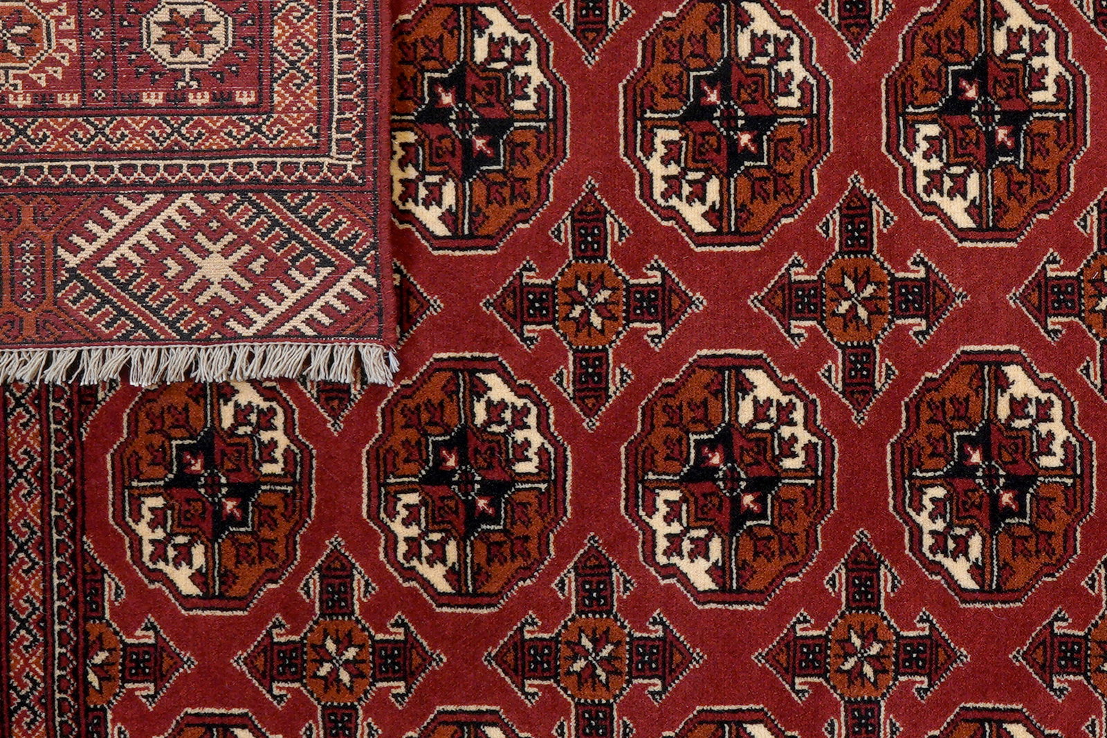 Turkman — Handgefertigt, 201x134 cm, Rot, 100% Virgin Wool | View 8