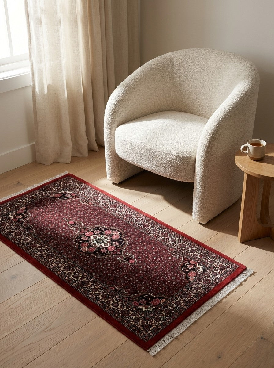 Bidjar Bookan — Hand-knotted, 75x160 cm, Red, 95% Schurwolle, 5% Seide | Detail view