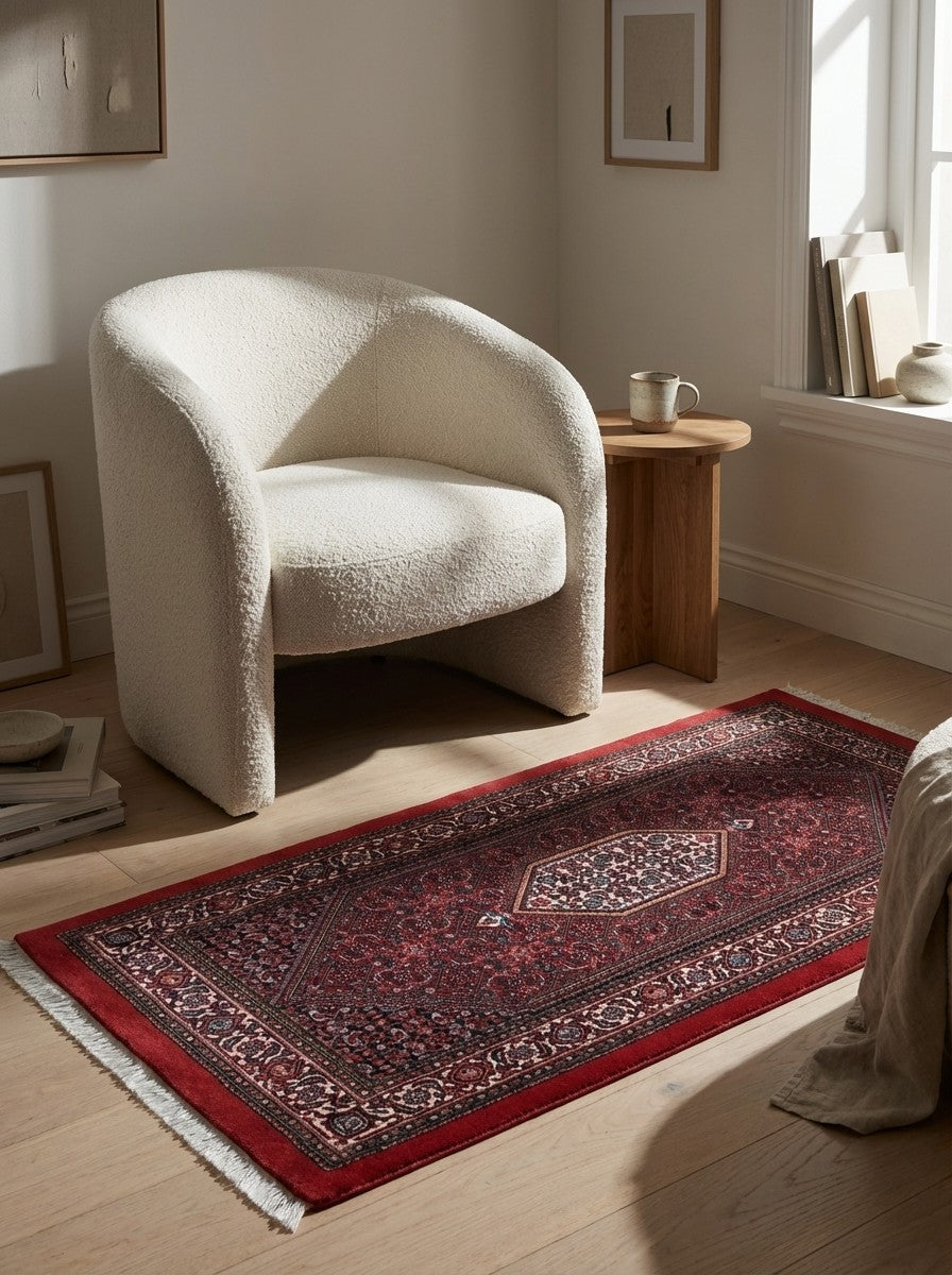 Bidjar Bookan — Hand-knotted, 69x147 cm, Red, 95% Schurwolle, 5% Seide | Detail view