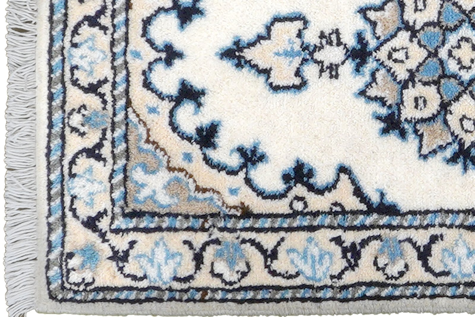 Nain 12La — Hand-knotted, 38x65 cm, Beige, 100% Virgin Wool | View 3