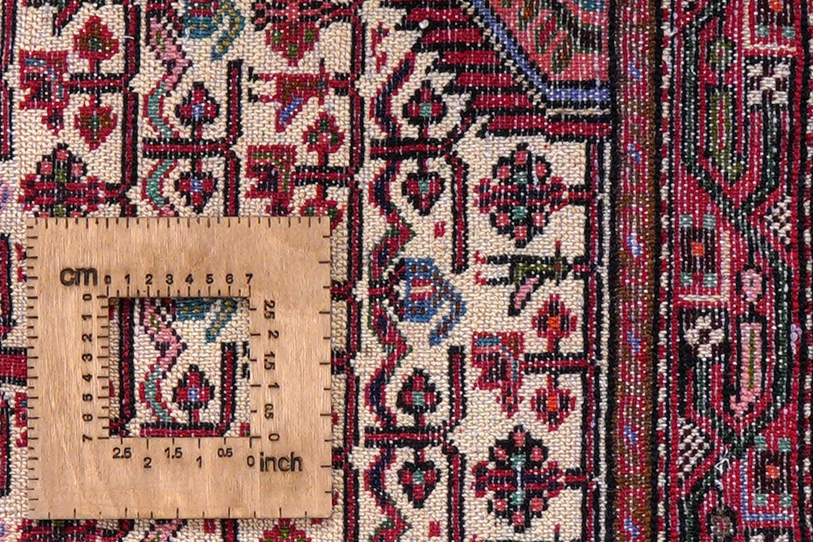 Assadabad — Hand-knotted, 85x289 cm, Beige, 100% Virgin Wool | View 8