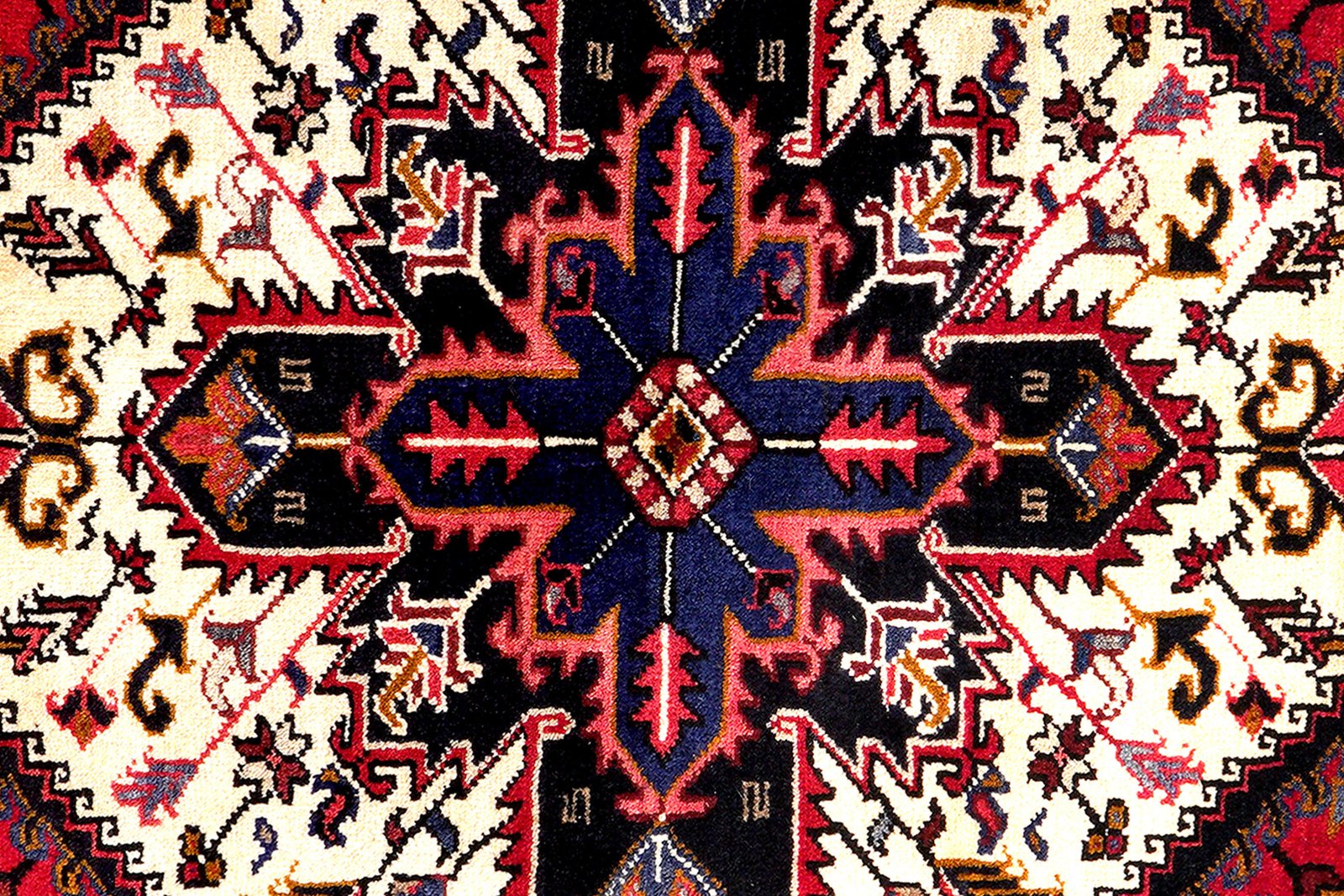 Mehrewan — Hand-knotted, 155x198 cm, Red, 100% Virgin Wool | View 6