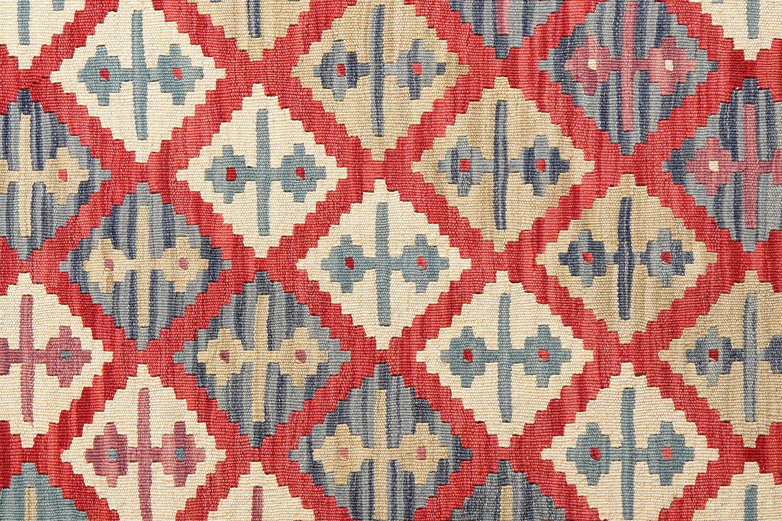 Kelim Gashgai — Handmade, 105x149 cm, Red, 100% Virgin Wool | View 5