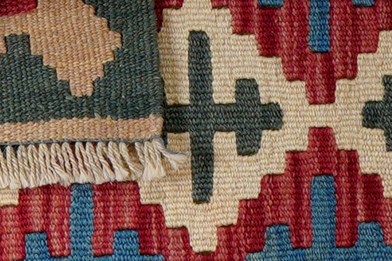 Kelim Gashgai — Handmade, 40x62 cm, Red, 100% Virgin Wool | View 6