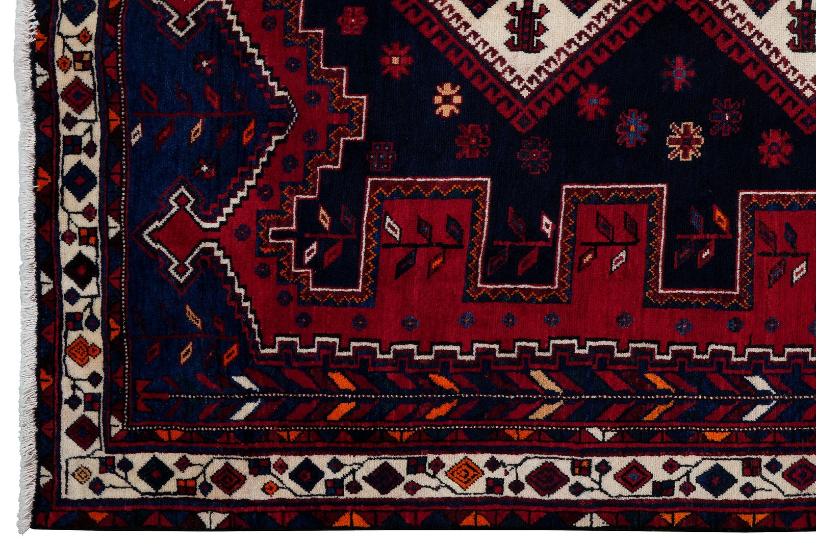 Afshar — Hand-knotted, 165x228 cm, Red, 100% Virgin Wool | View 3