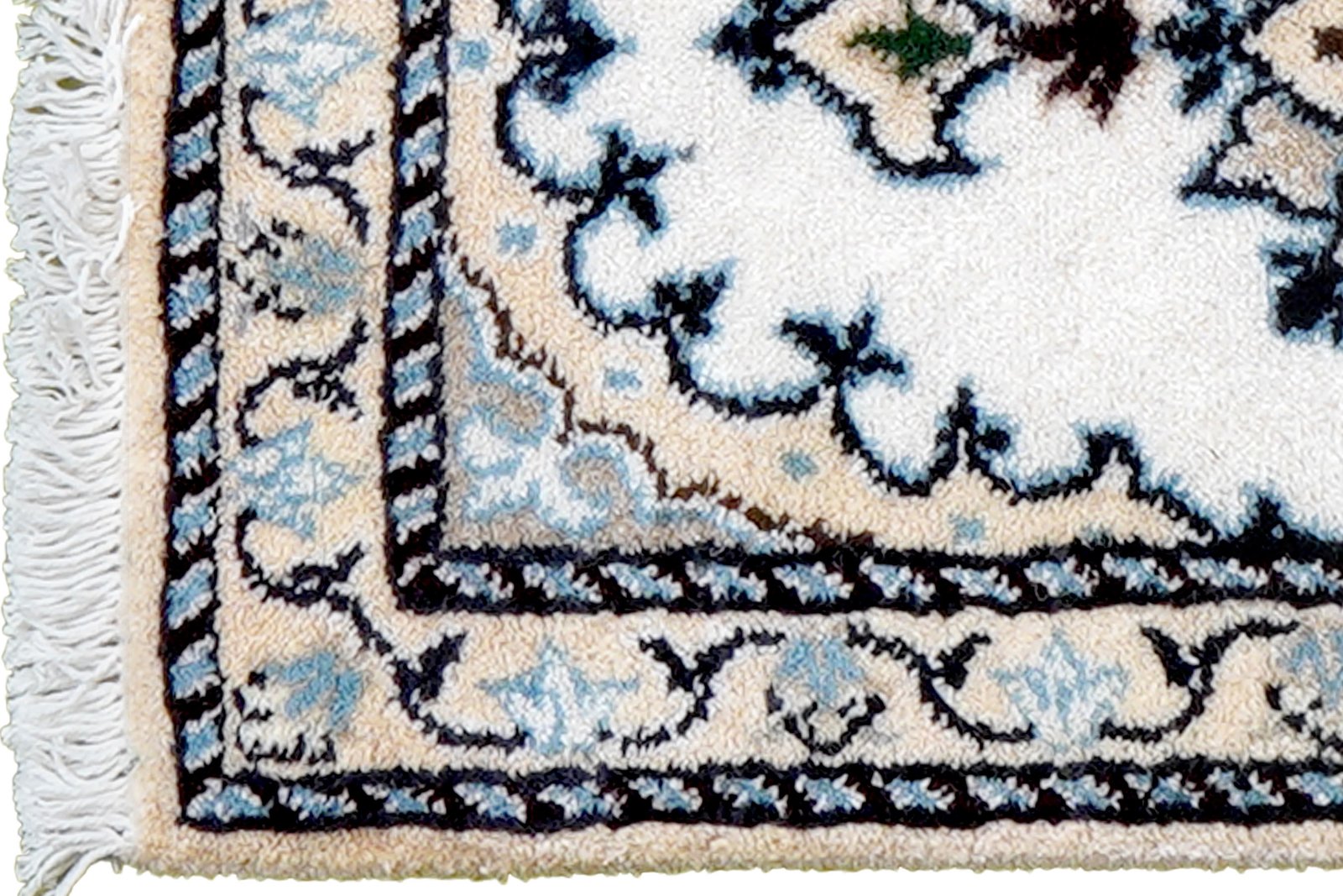 Nain 12La — Hand-knotted, 38x65 cm, Beige, 100% Virgin Wool | View 3