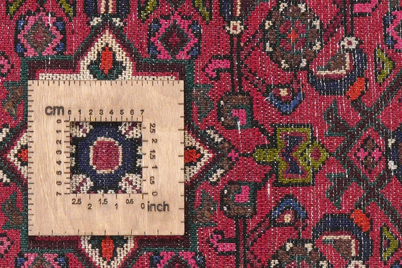 Hosseinabad — Hand-knotted, 63x90 cm, Red, 100% Virgin Wool | View 8