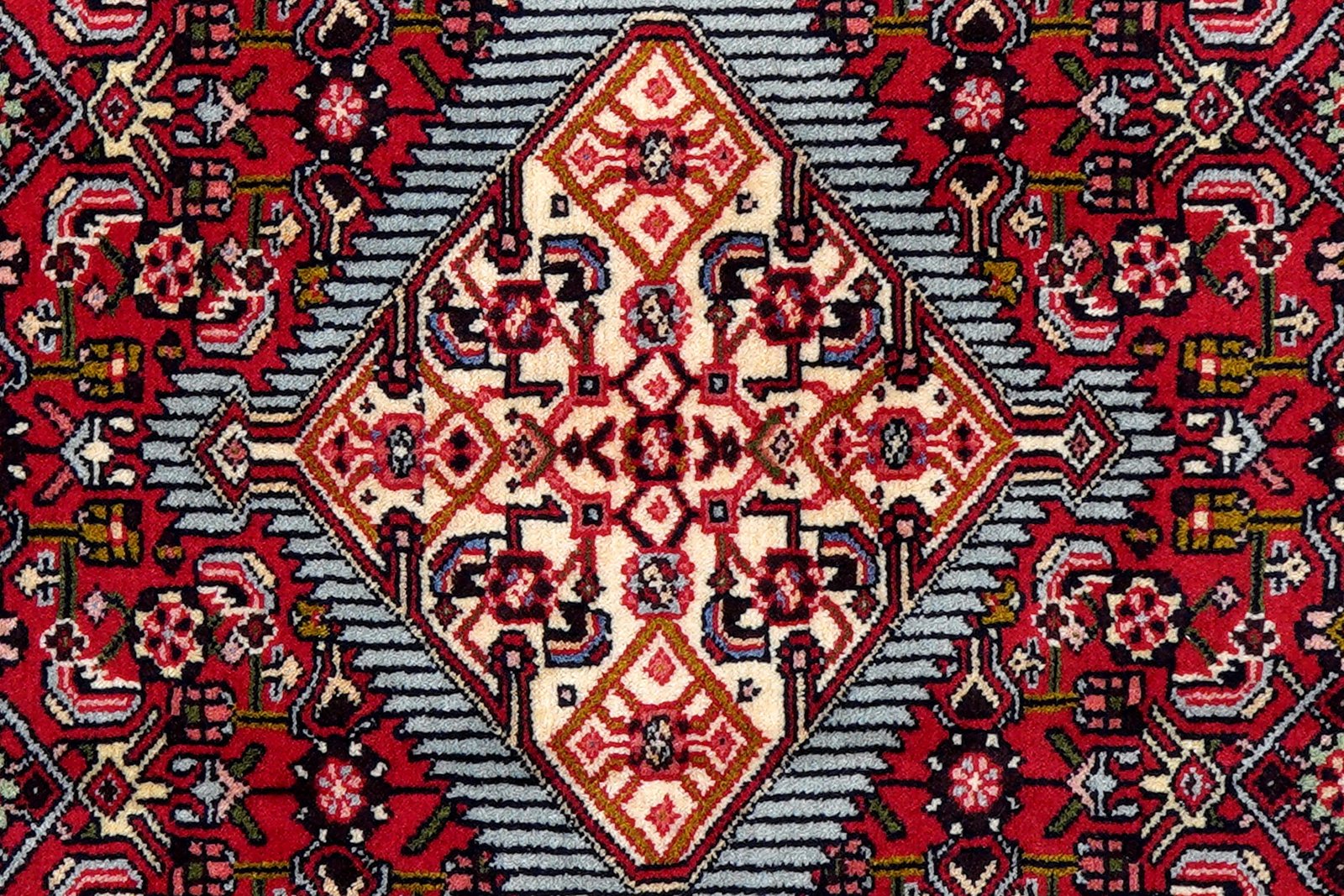 Assadabad — Hand-knotted, 73x118 cm, Red, 100% Virgin Wool | View 6