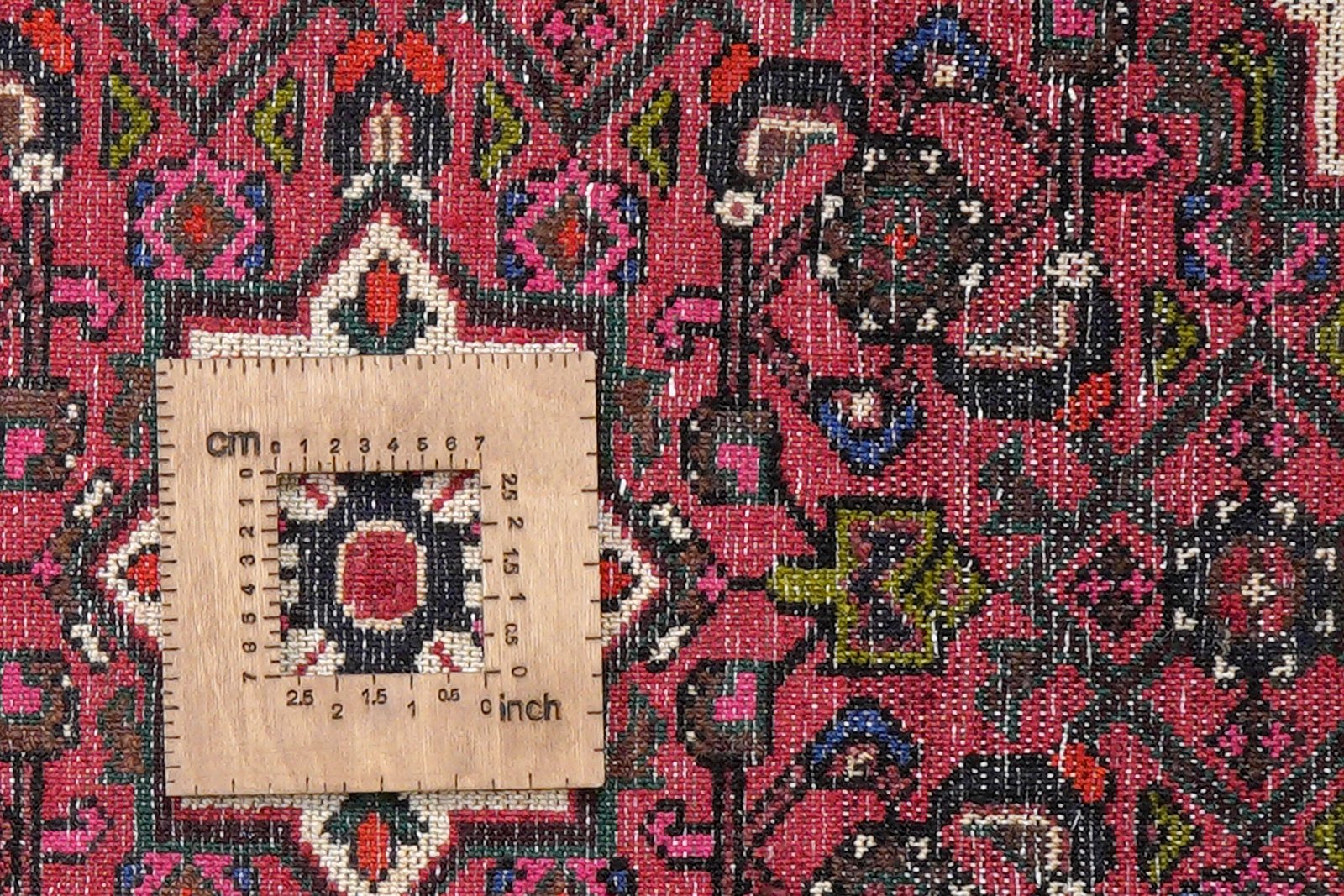 Hosseinabad — Hand-knotted, 64x94 cm, Red, 100% Virgin Wool | View 8