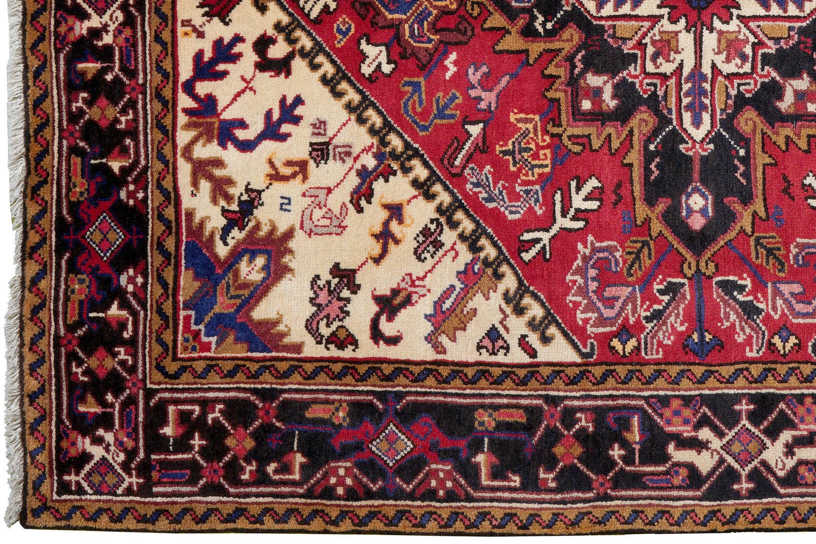 Mehrewan — Hand-knotted, 152x199 cm, Red, 100% Virgin Wool | View 3