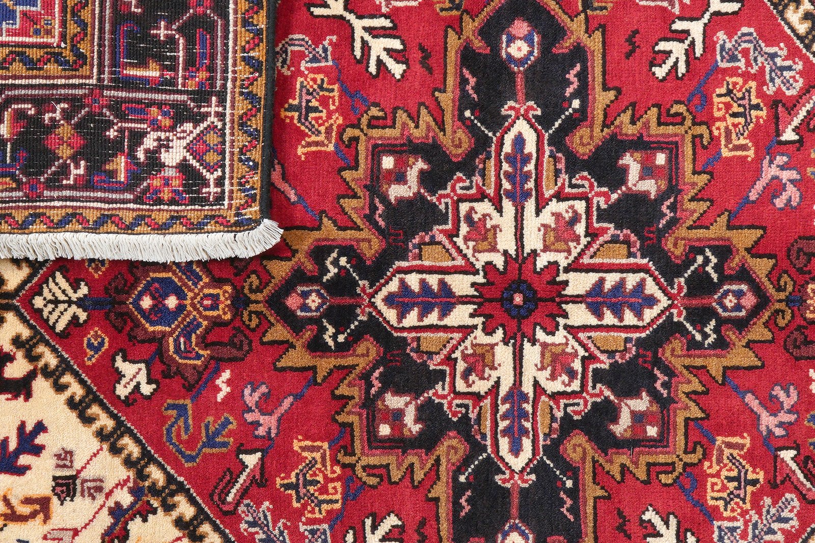 Mehrewan — Hand-knotted, 152x199 cm, Red, 100% Virgin Wool | View 7