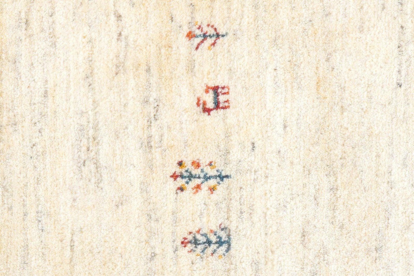 Gabbeh — Hand-knotted, 84x127 cm, Beige, 100% Virgin Wool | View 6