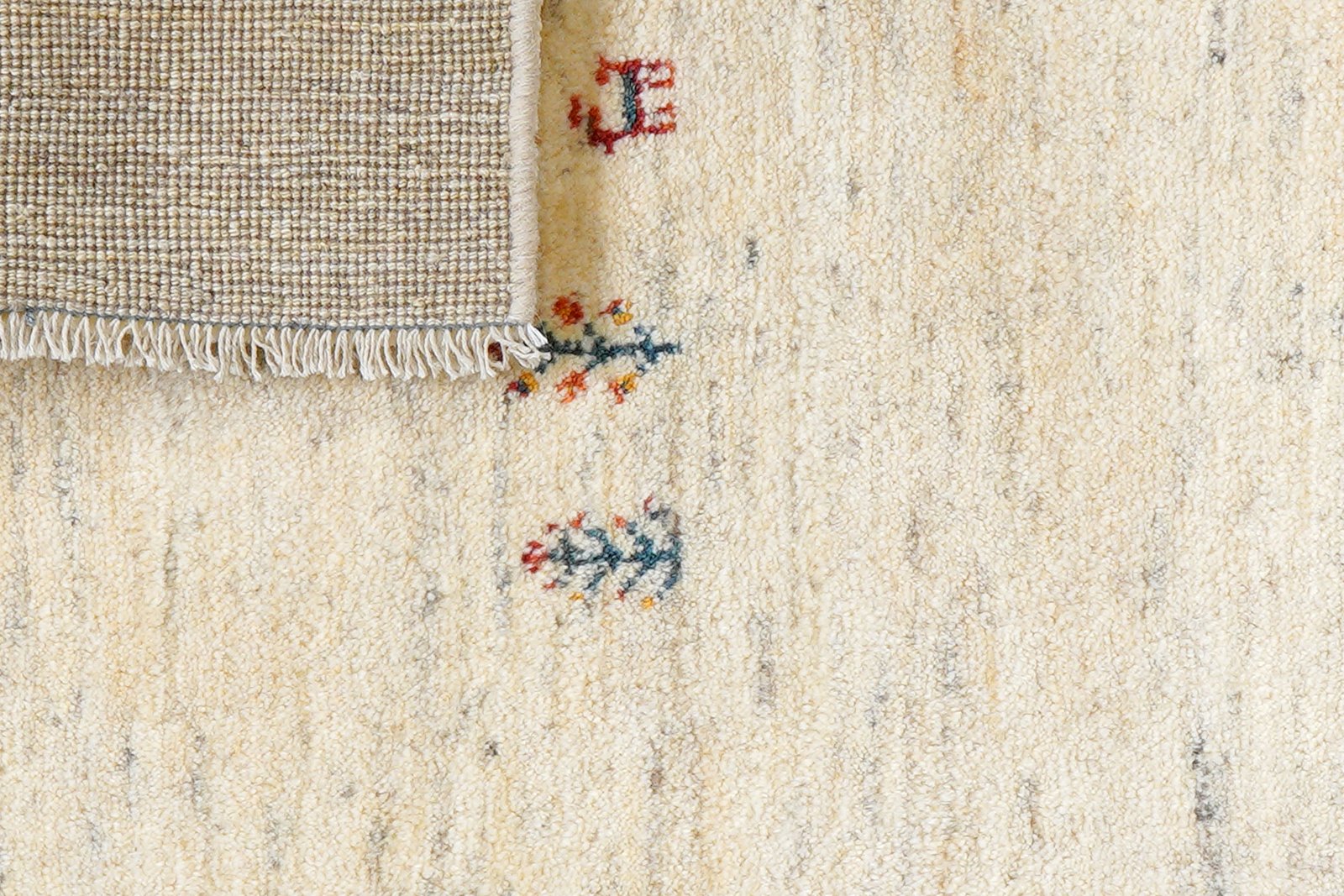 Gabbeh — Hand-knotted, 84x127 cm, Beige, 100% Virgin Wool | View 7