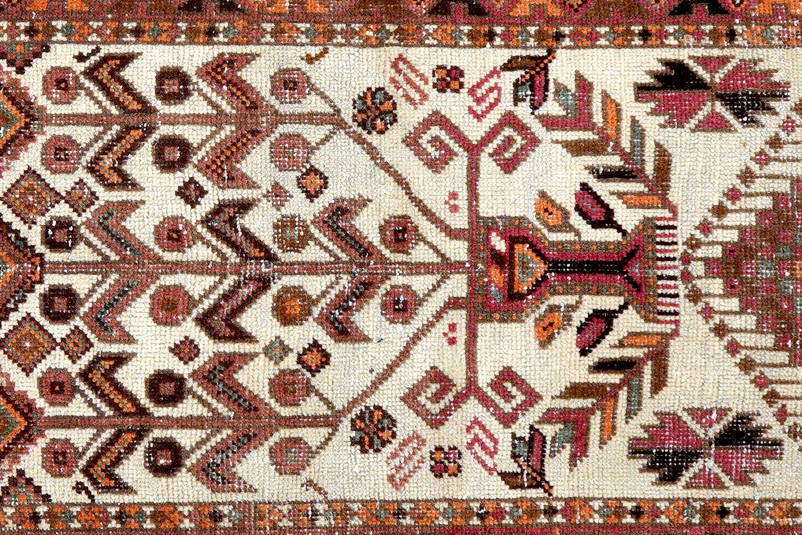 Heritage — Hand-knotted, 101x176 cm, Brown, 100% Virgin Wool | View 6