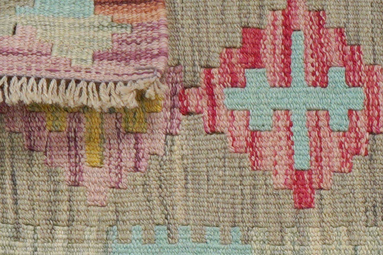 Kelim Gashgai — Handmade, 42x62 cm, Beige, 100% Virgin Wool | View 6