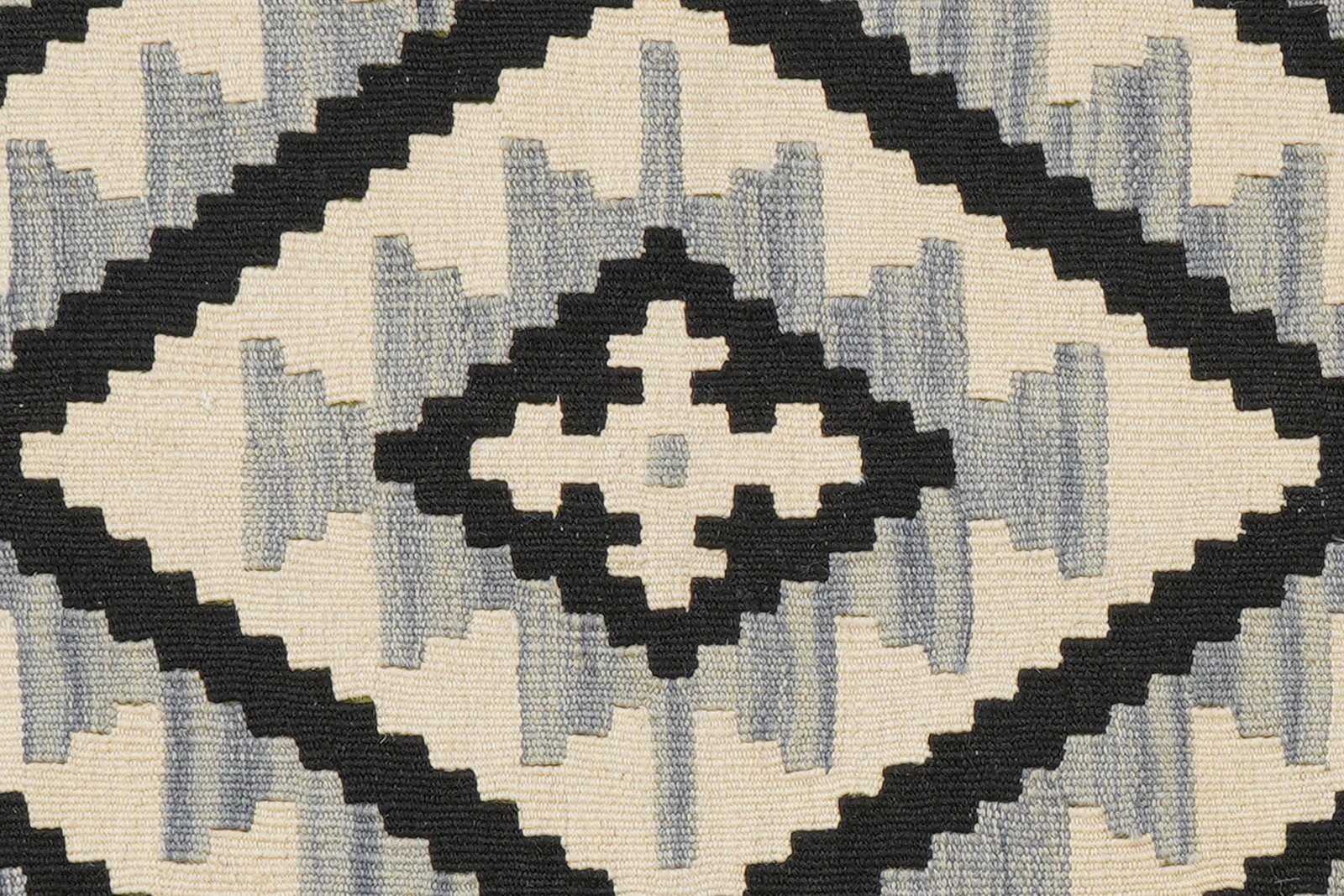Kelim Gashgai — Handmade, 107x154 cm, Beige, 100% Virgin Wool | View 5