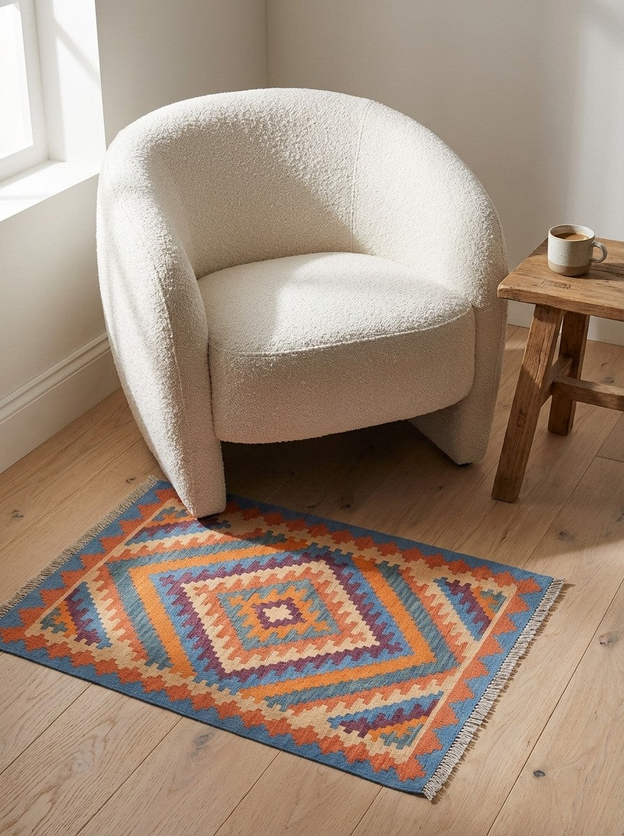 Kelim Gashgai — Handmade, 84x123 cm, Blue, 100% Virgin Wool | Detail view
