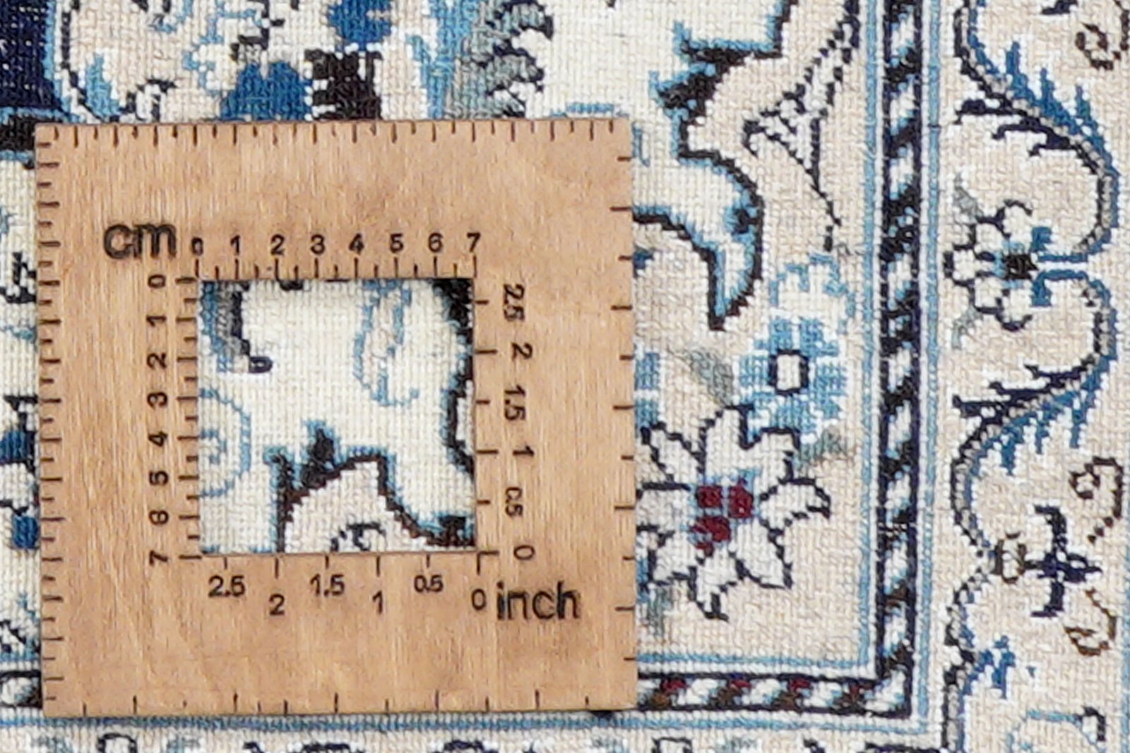 Nain 12La — Hand-knotted, 194x193 cm, Blue, 100% Virgin Wool | View 8