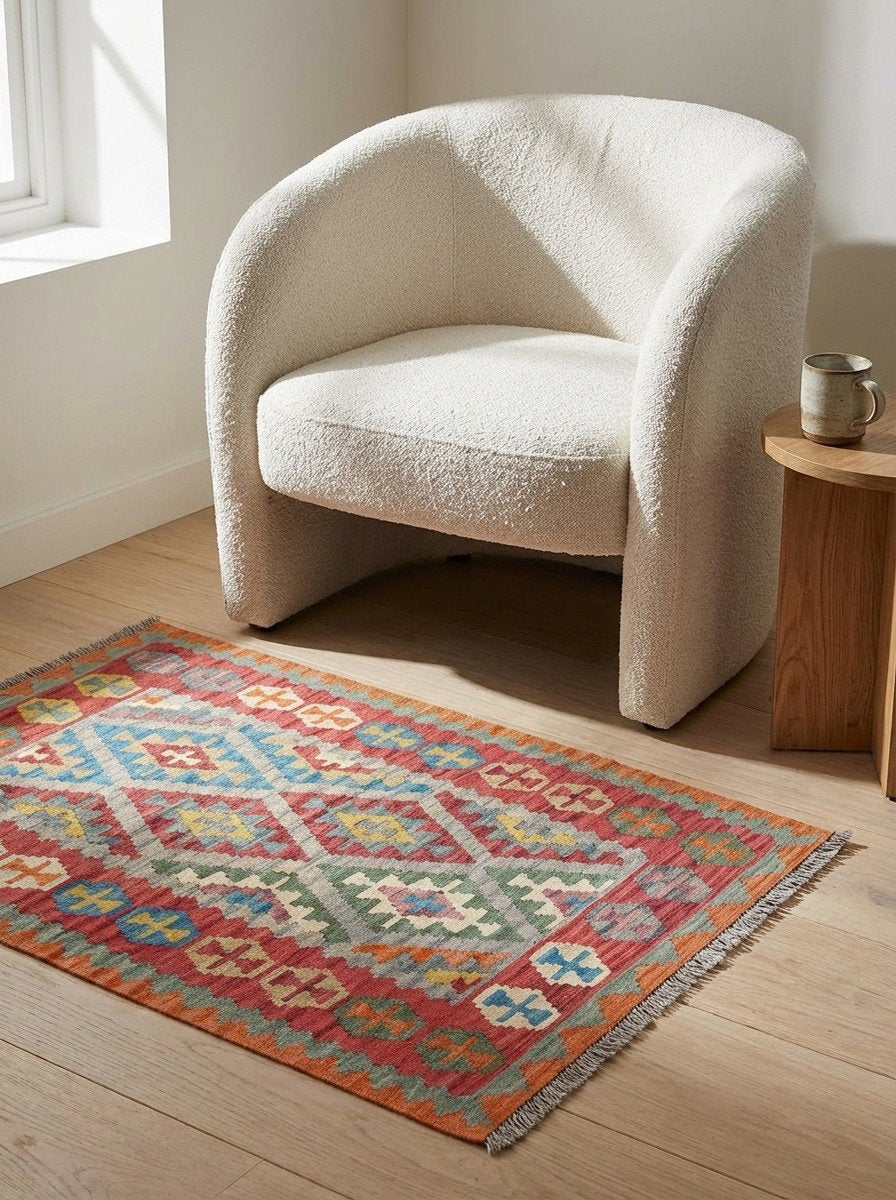 Kelim Gashgai — Handgefertigt, 150x103 cm, Rot, 100% Virgin Wool | Detail view