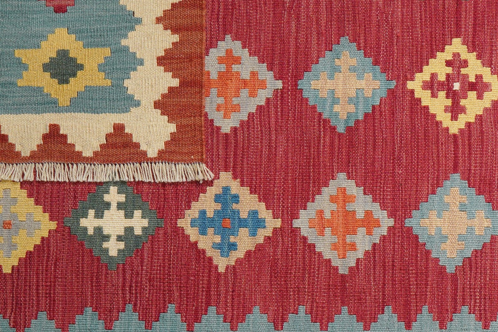 Kelim Gashgai — Handmade, 123x176 cm, Red, 100% Virgin Wool | View 6