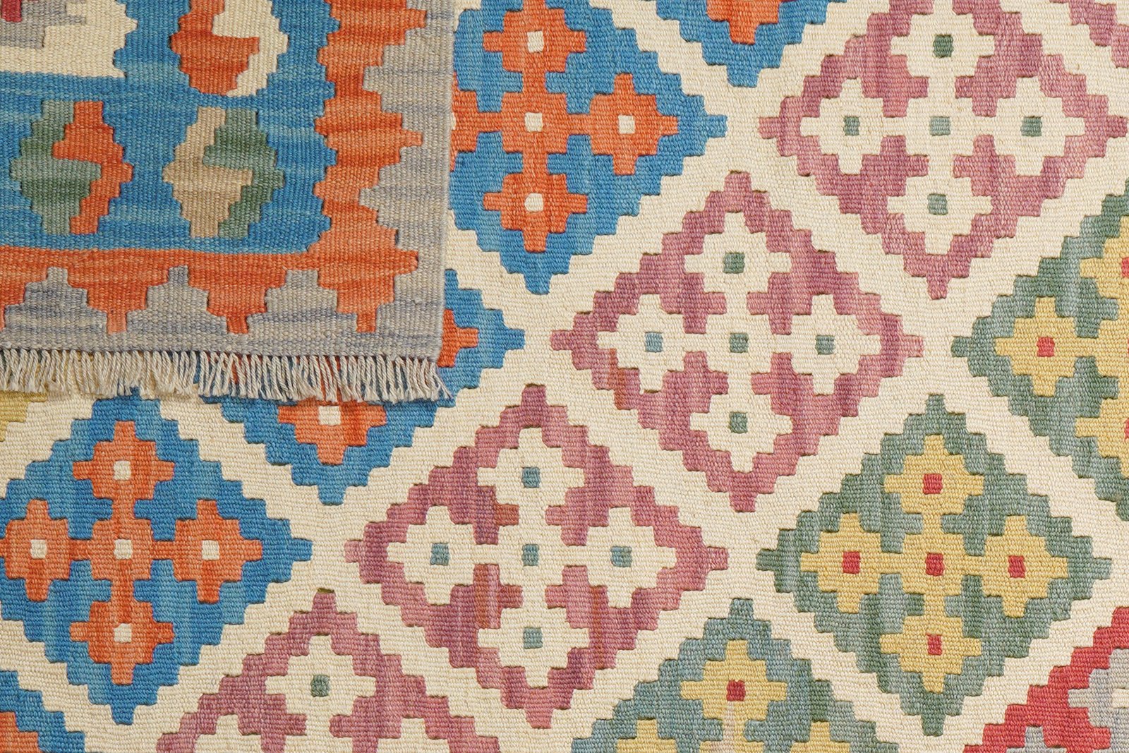 Kelim Gashgai — Handmade, 126x179 cm, Beige, 100% Virgin Wool | View 6