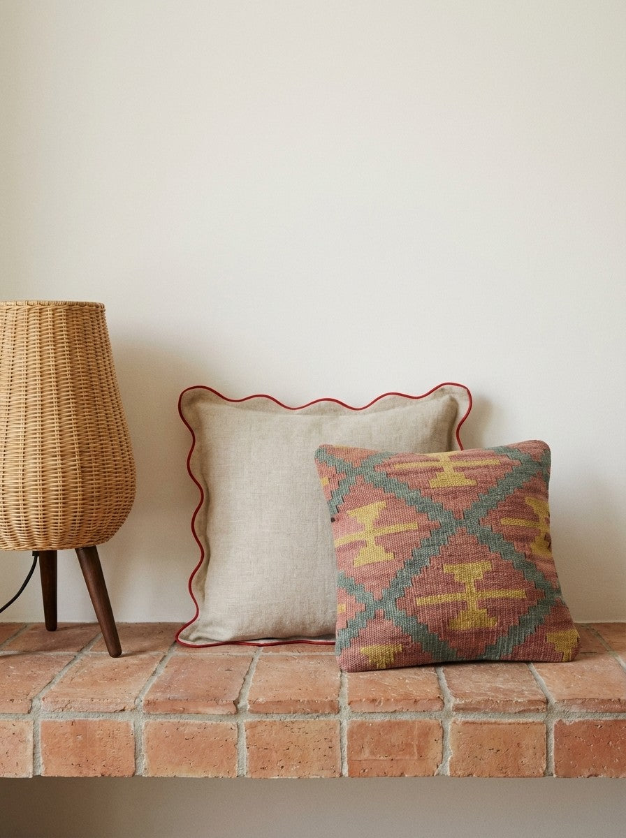 Kelim Kissen — Handmade, 40x40 cm, Multicolor, 100% Virgin Wool | Back view