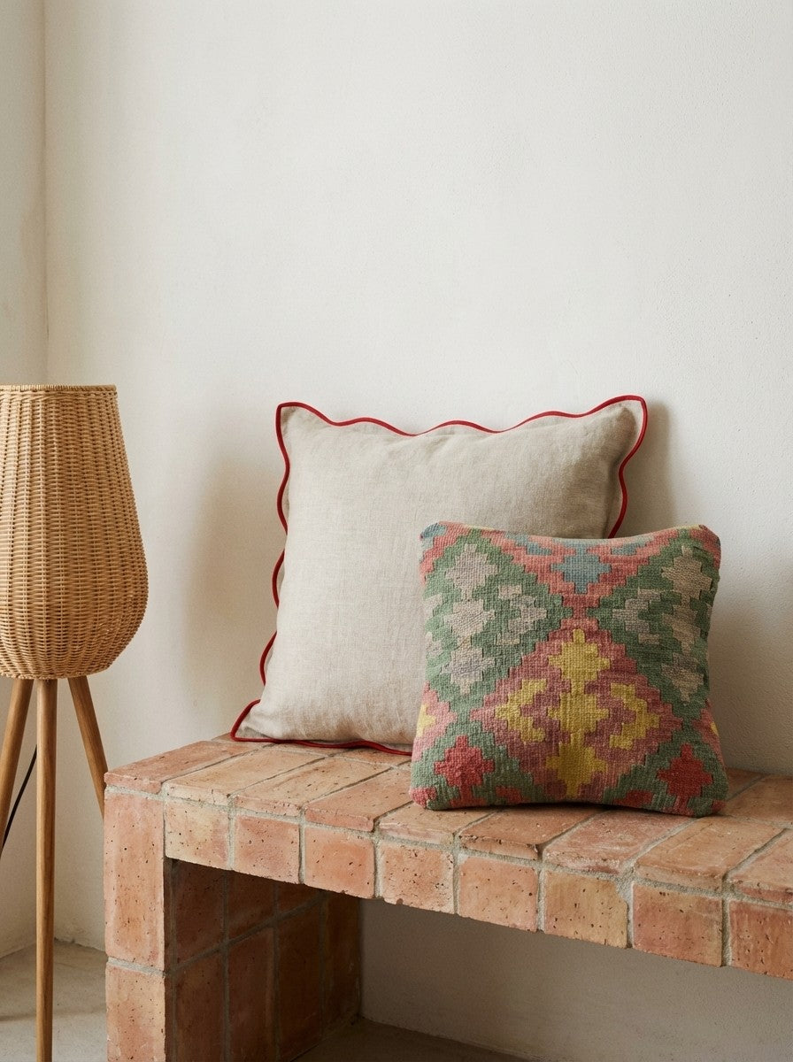 Kelim Kissen — Handmade, 40x40 cm, Multicolor, 100% Virgin Wool | Back view