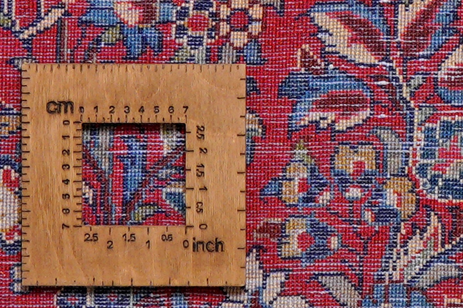 Sarough — Hand-knotted, 204x294 cm, Red, 100% Virgin Wool | View 8