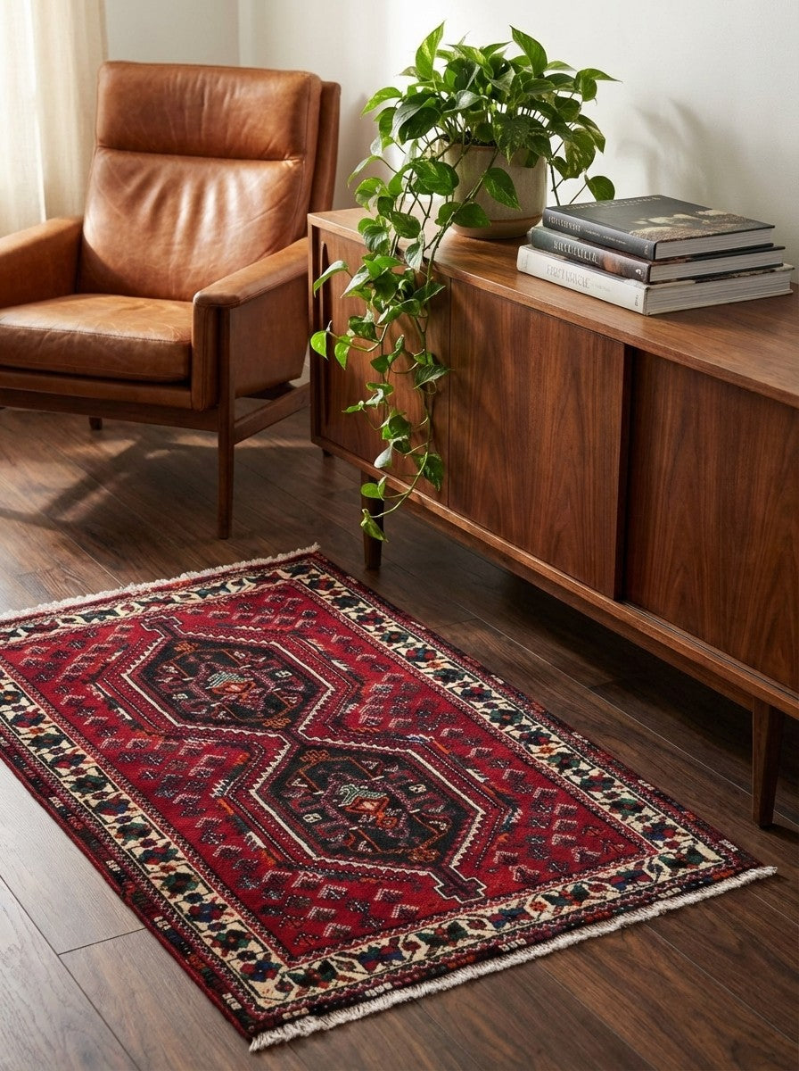 Shiraz — Hand-knotted, 104x157 cm, Red, 100% Virgin Wool | Back view