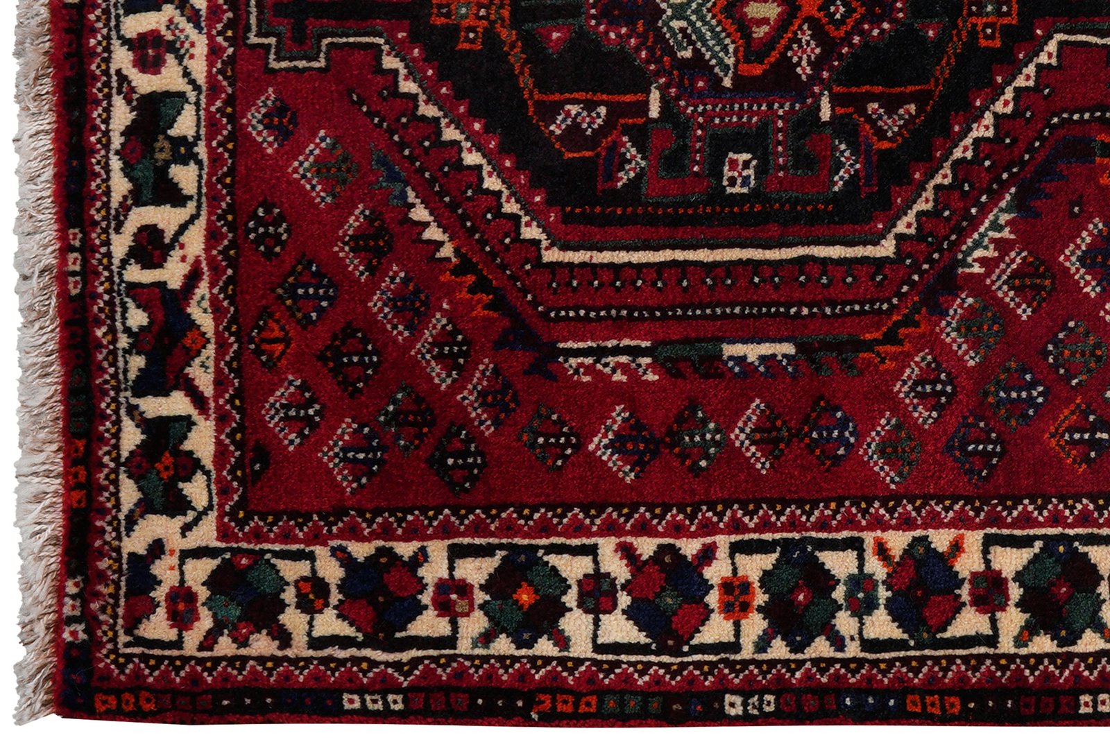 Shiraz — Hand-knotted, 104x157 cm, Red, 100% Virgin Wool | View 3