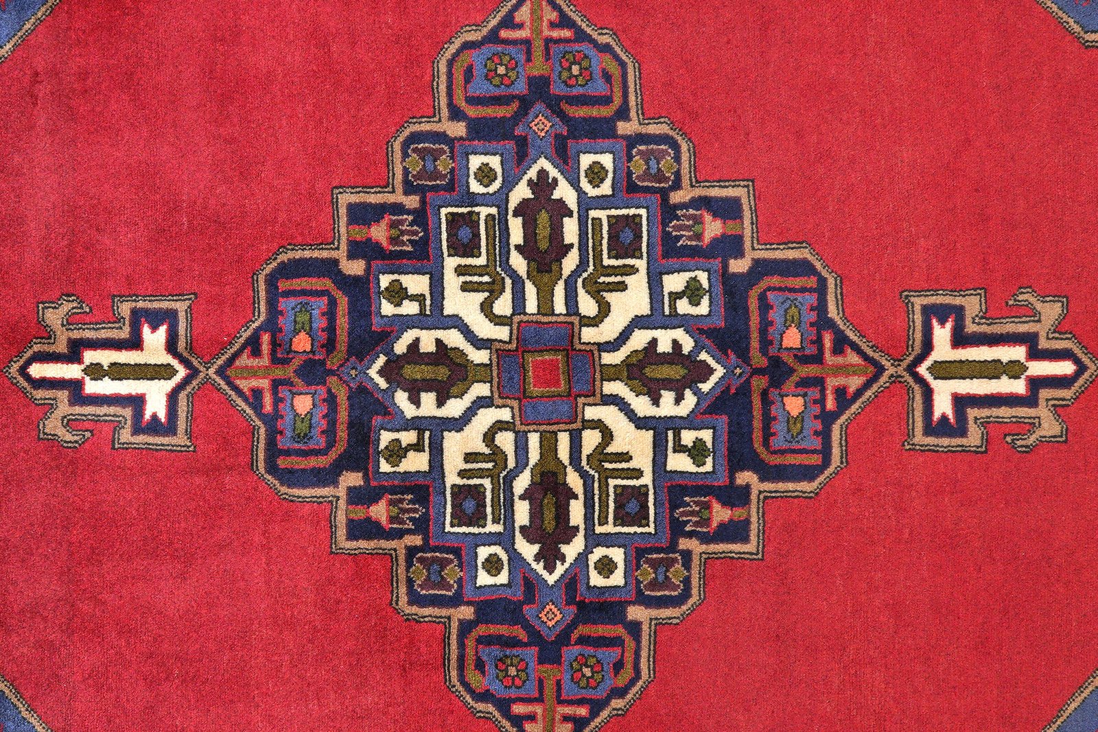 Kolyai — Hand-knotted, 154x233 cm, Red, 100% Virgin Wool | View 6