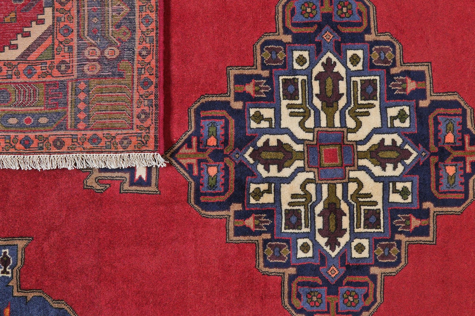 Kolyai — Hand-knotted, 154x233 cm, Red, 100% Virgin Wool | View 7