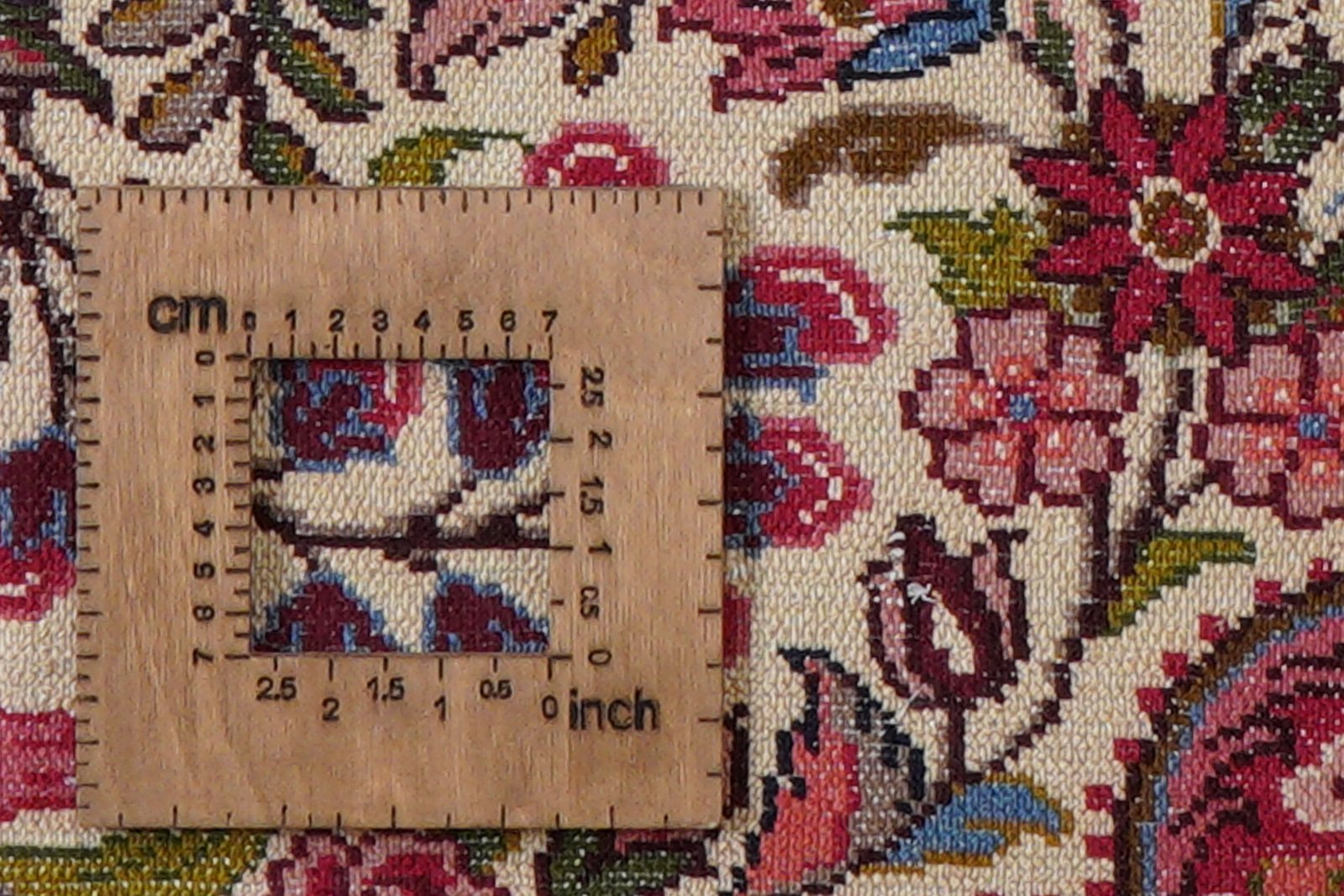 Djozan — Hand-knotted, 204x284 cm, Beige, 100% Virgin Wool | View 8