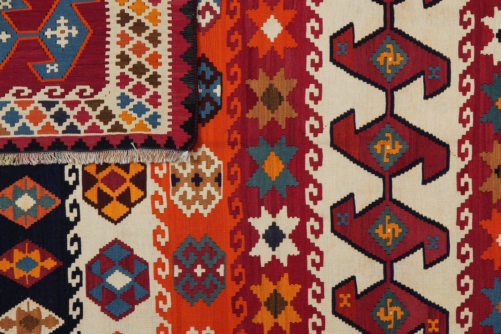 Kelim Gashgai Old — Handmade, 180x280 cm, Multicolor, 100% Virgin Wool | View 6